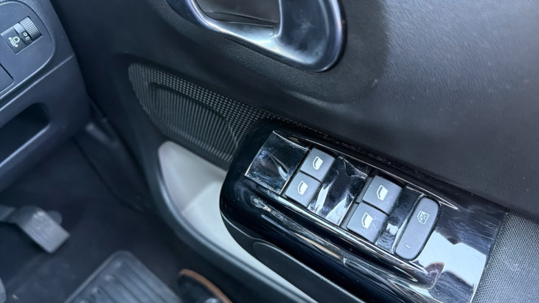 Citroen C3 1.2 PureTech Plus 5dr Petrol Hatchback